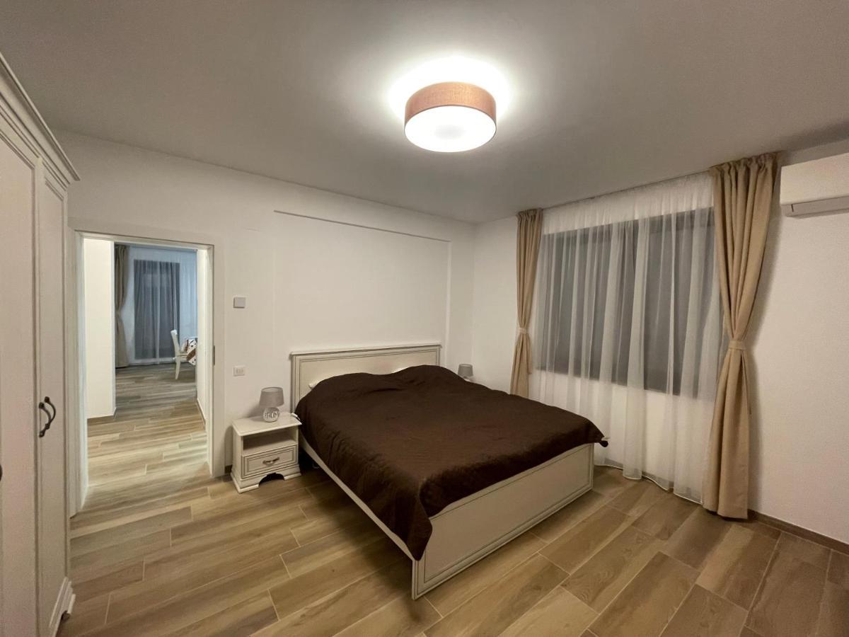 Iarca Inn Bucharest Exterior photo